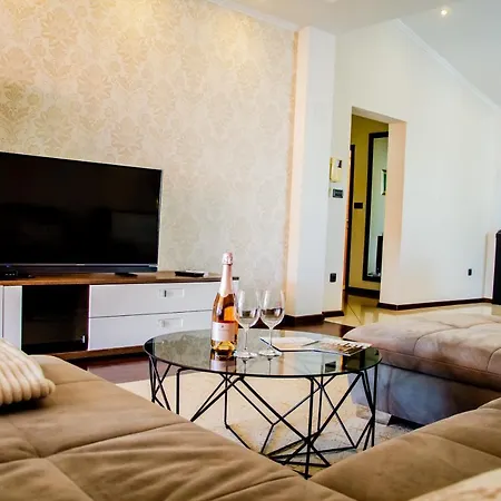 Modern Penthouse Kraljic Great Location & Terrace * زادار
