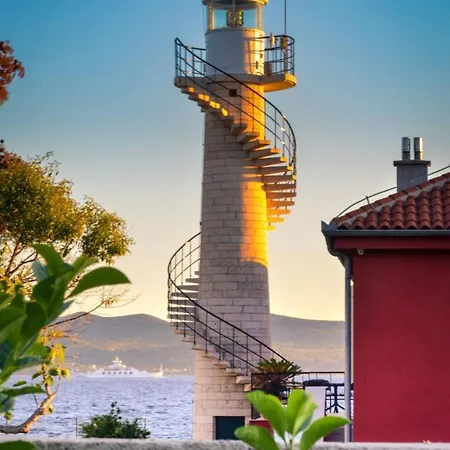 Modern Penthouse Kraljic Great Location & Terrace * Zadar