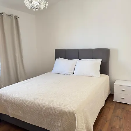 Modern Penthouse Kraljic Great Location & Terrace * Zadar